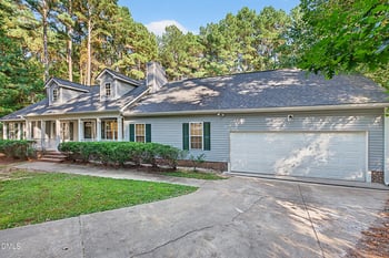 15 Castlerock Dr, Youngsville, NC 27596