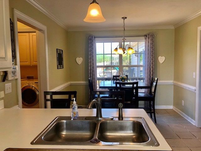 15 Chaney Dr, Garner, NC 27529