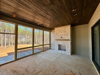 15 Chestnut Oak Dr, Youngsville, NC 27596