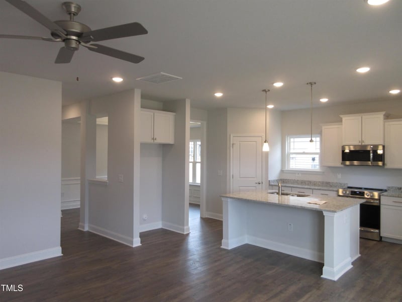 15 Decatur Dr, Fuquay Varina, NC 27526