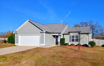 15 Denning Farms Ln, Benson, NC 27504