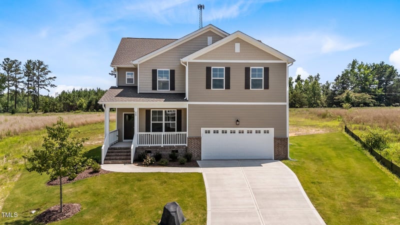 15 Diamond Creek Dr, Zebulon, NC 27597