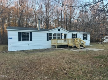 15 Dry Pond Ln, Zebulon, NC 27597