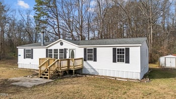 15 Dry Pond Ln, Zebulon, NC 27597