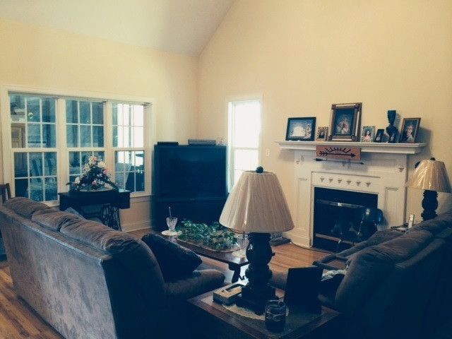 15 Edgewater Dr, Smithfield, NC 27577