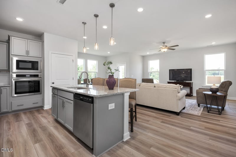15 Fellow Dr, Lillington, NC 27546