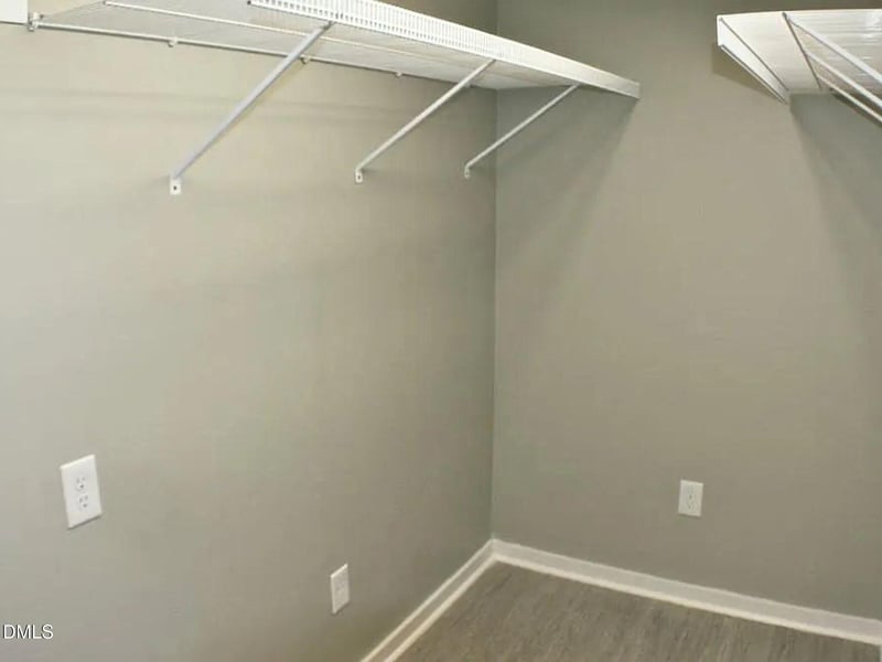 15 Fisher St, Raleigh, NC 27610