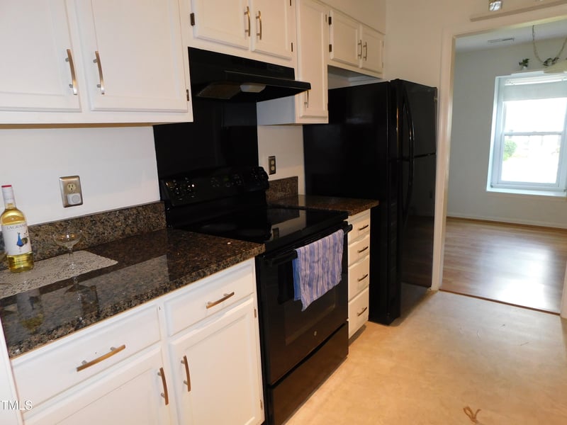15 Hartford Ct, Durham, NC 27707