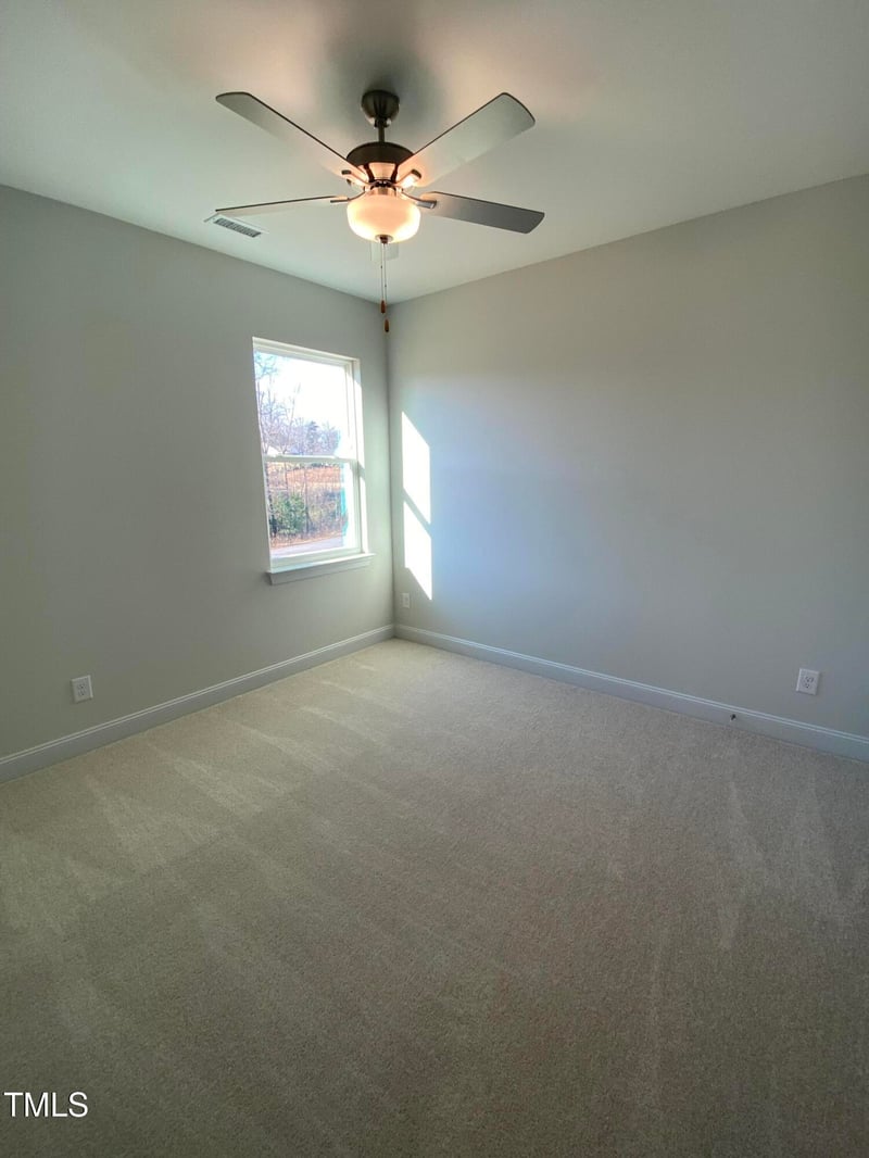 15 Hornbeam Rd, Youngsville, NC 27596