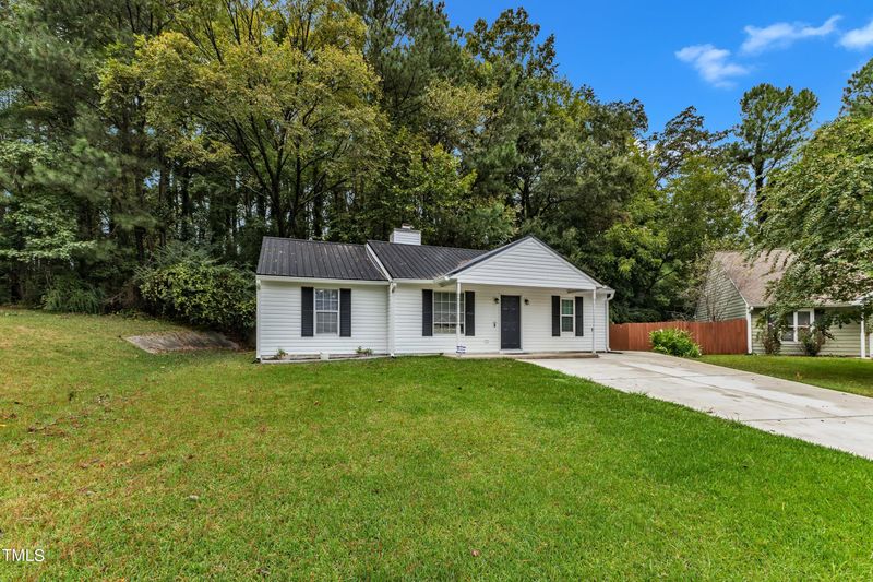 15 Howlett Pl, Durham, NC 27703