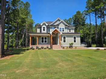 15 Independence Dr, Smithfield, NC 27577