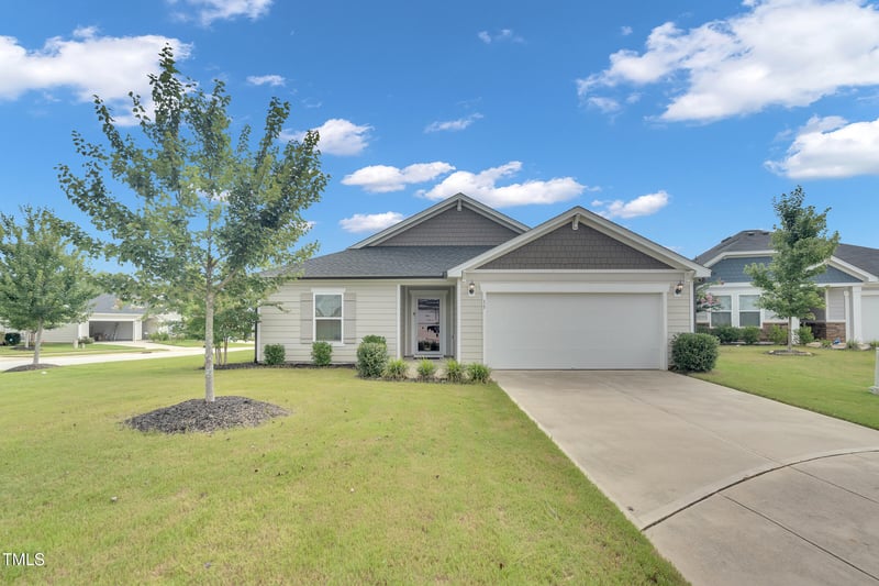 15 Iris Dr, Youngsville, NC 27596