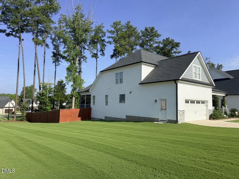 15 Kathleen Ct, Youngsville, NC 27596
