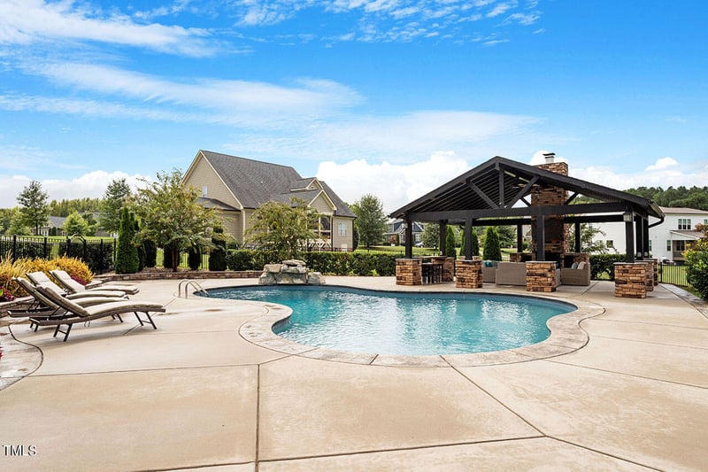 15 Keith Farms Ln, Youngsville, NC 27596
