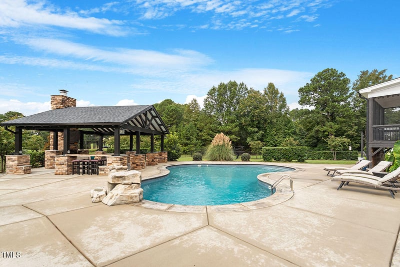 15 Keith Farms Ln, Youngsville, NC 27596