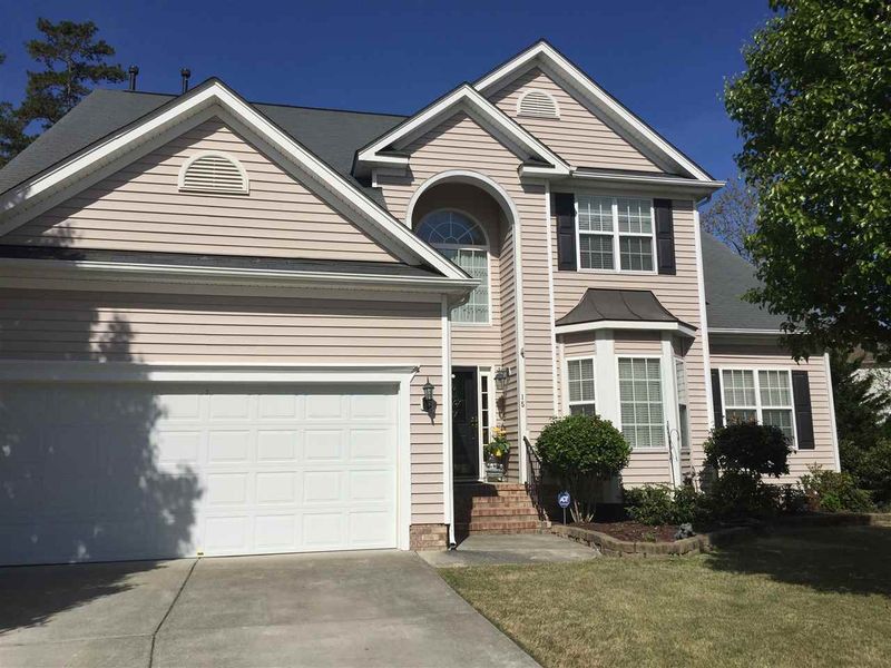 15 Laurel Leaf Ct, Durham, NC 27703