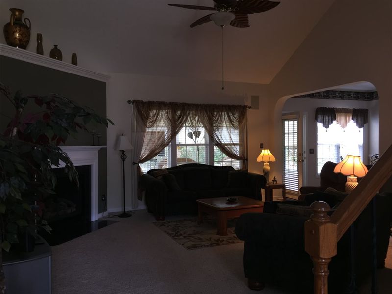 15 Laurel Leaf Ct, Durham, NC 27703