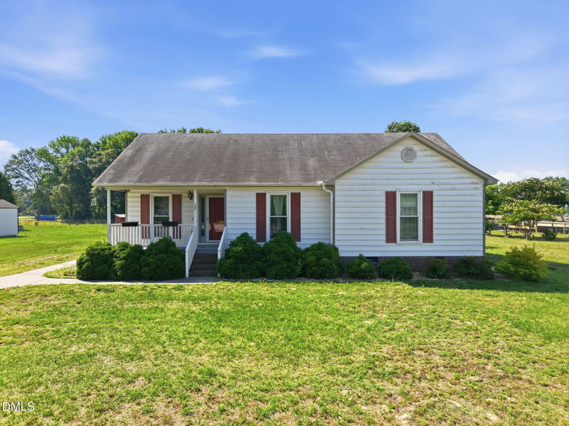 15 Loop Rd, Archer Lodge, NC 27527