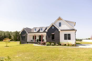 15 Magnolia Ln, Youngsville, NC 27596
