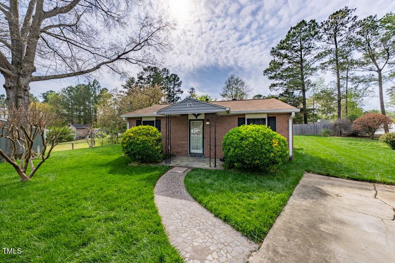15 Midgette Pl, Durham, NC 27703