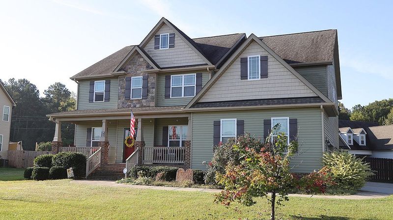 15 Midlavian Ct, Franklinton, NC 27525
