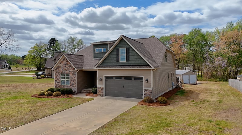 15 Old Eason Rd, Zebulon, NC 27597