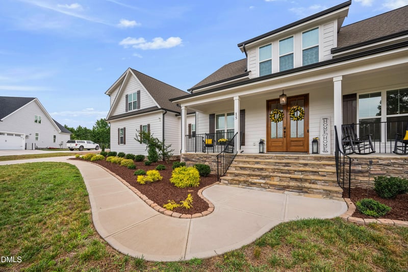 15 Old Garden Ln, Youngsville, NC 27596