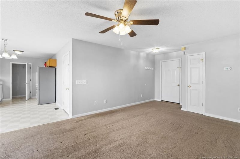 15 Peach Blossom Cir, Sanford, NC 27332