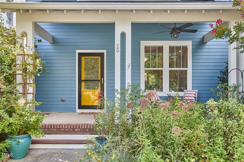 15 Pokeberry Bend Dr, Chapel Hill, NC 27516