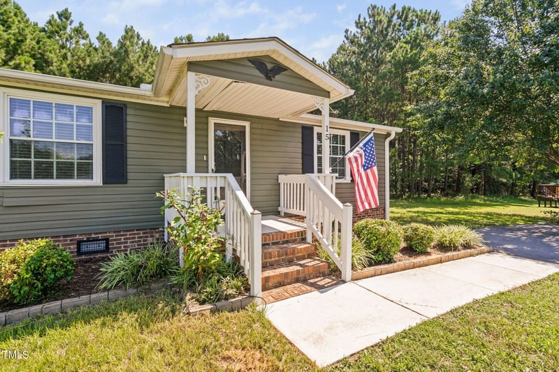 15 Pond Ridge Rd, Louisburg, NC 27549
