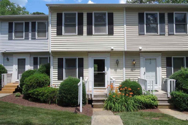 15 Prestwick Pl, Durham, NC 27705