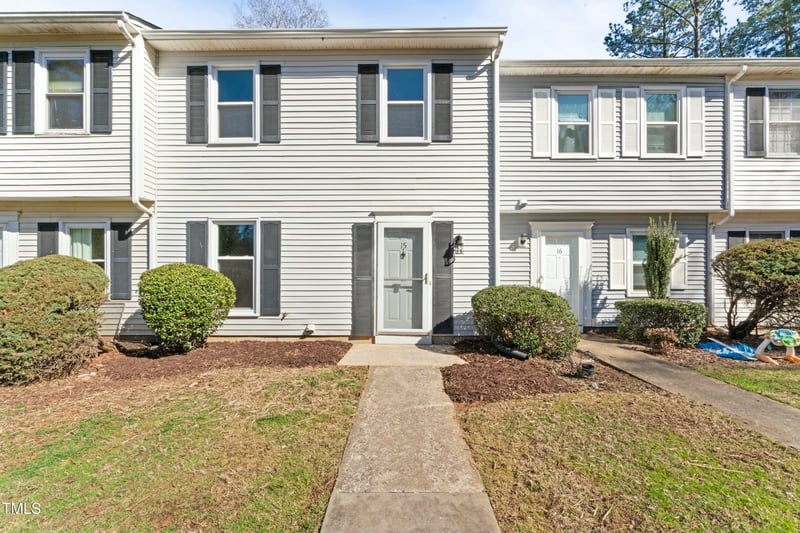 15 Providence Ct, Durham, NC 27705