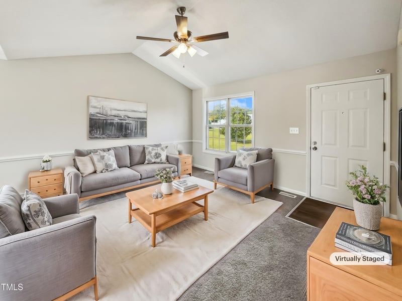 15 Railwood Ct, Fuquay Varina, NC 27526