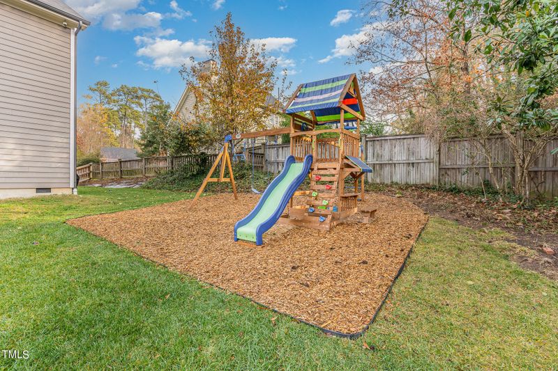 15 Saint Andrews Ct, Durham, NC 27707