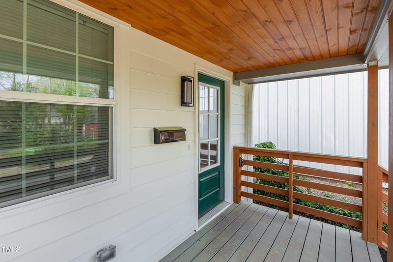 15 Saint Augustine Ave, Raleigh, NC 27610