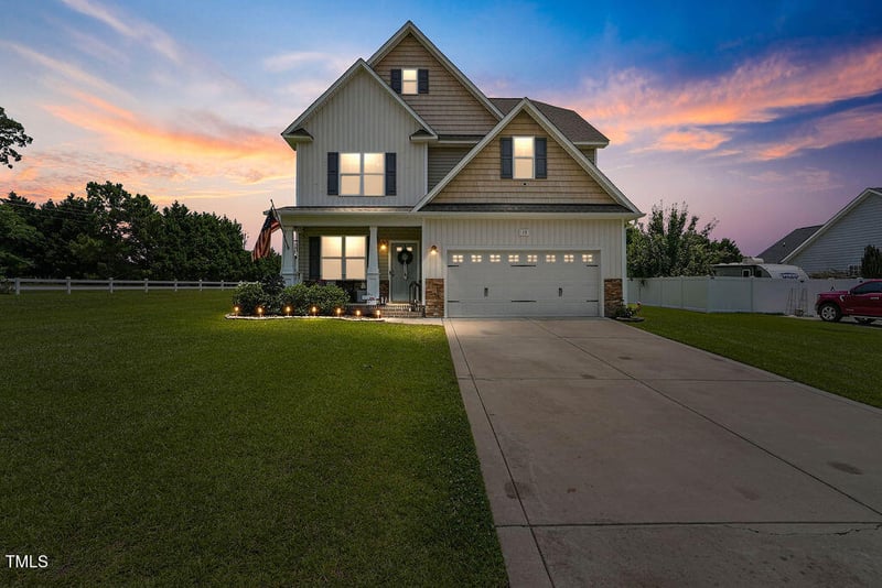 15 Scuppernong Ln, Lillington, NC 27546