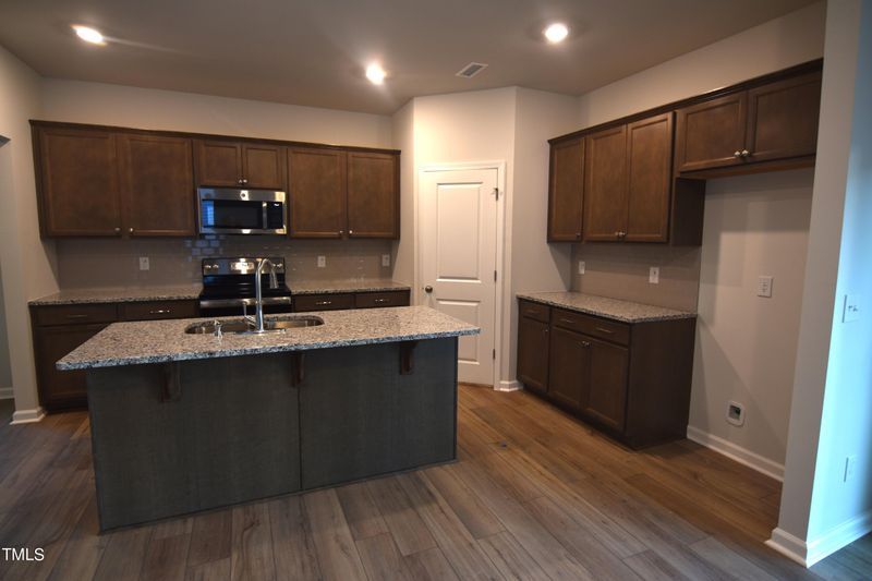 15 Spotted Bee Way, Youngsville, NC 27596