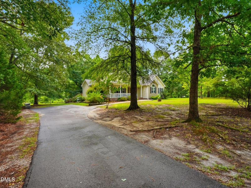15 Sylvan Way, Zebulon, NC 27597