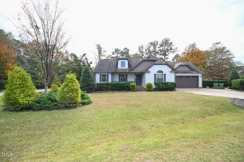 15 Tucker Farm Cir, Angier, NC 27501