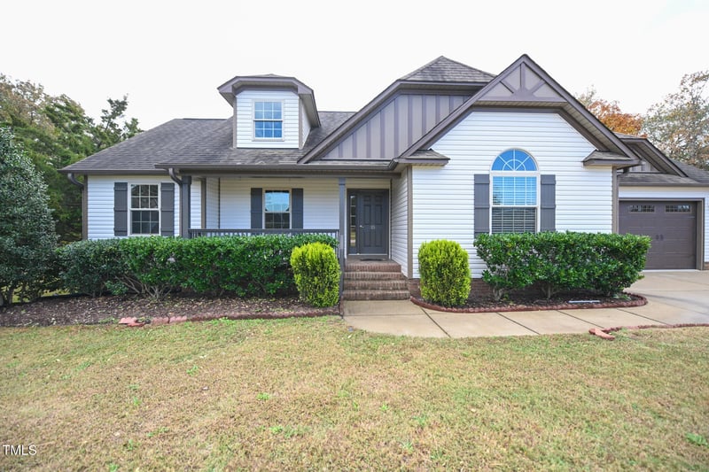 15 Tucker Farm Cir, Angier, NC 27501