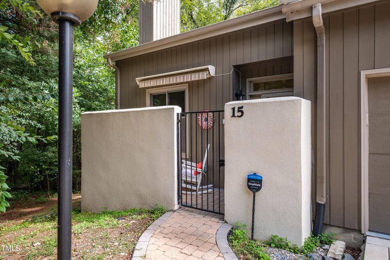 15 Weybridge Pl, Chapel Hill, NC 27517