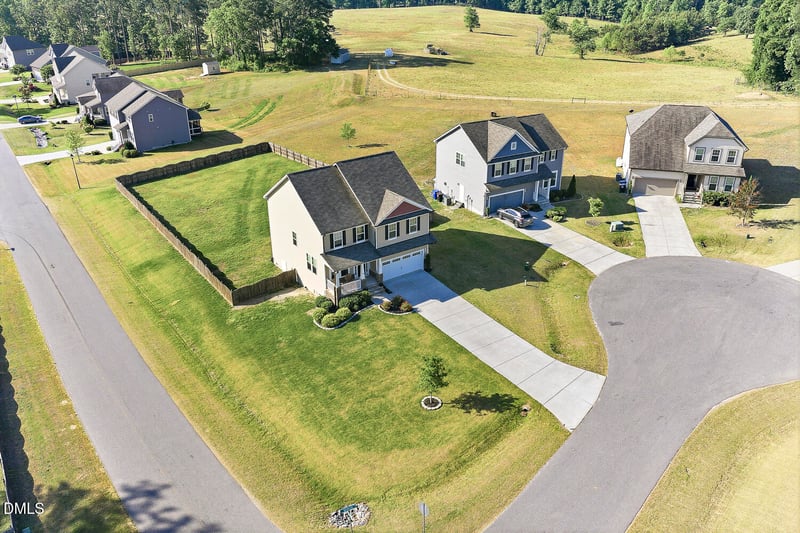 15 Windbrook Ct, Fuquay Varina, NC 27526