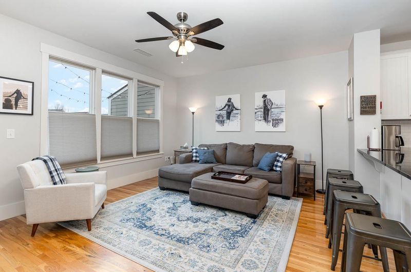 15 Winkler Way, Chapel Hill, NC 27516