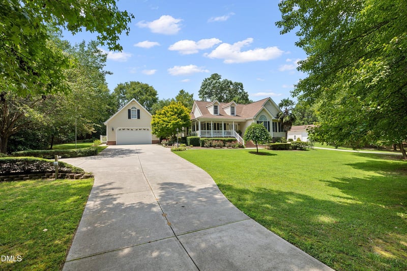 15 Winter Woods Dr, Louisburg, NC 27549