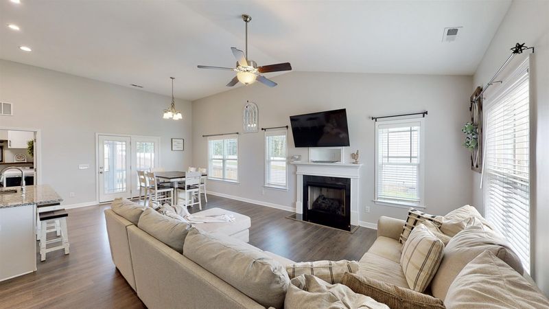 15 Wyatt Dr, Selma, NC 27576