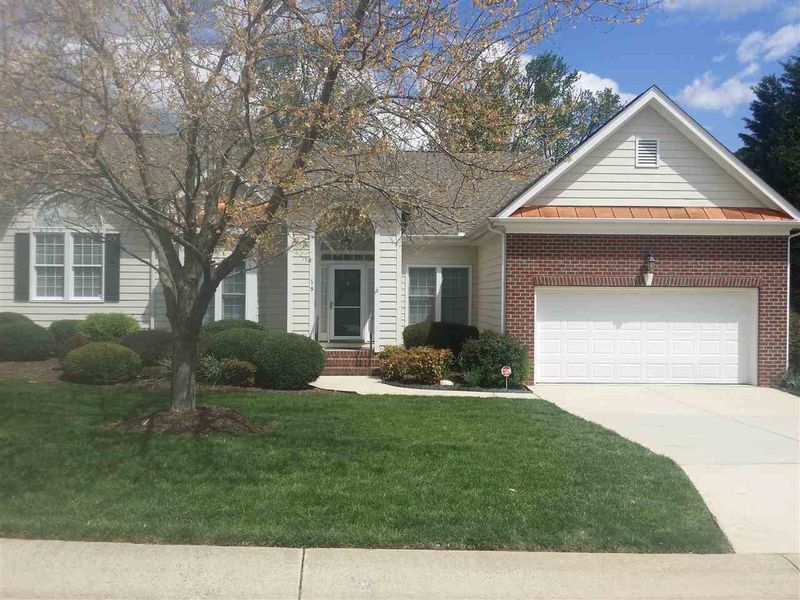 15 York Woods Pl, Durham, NC 27705