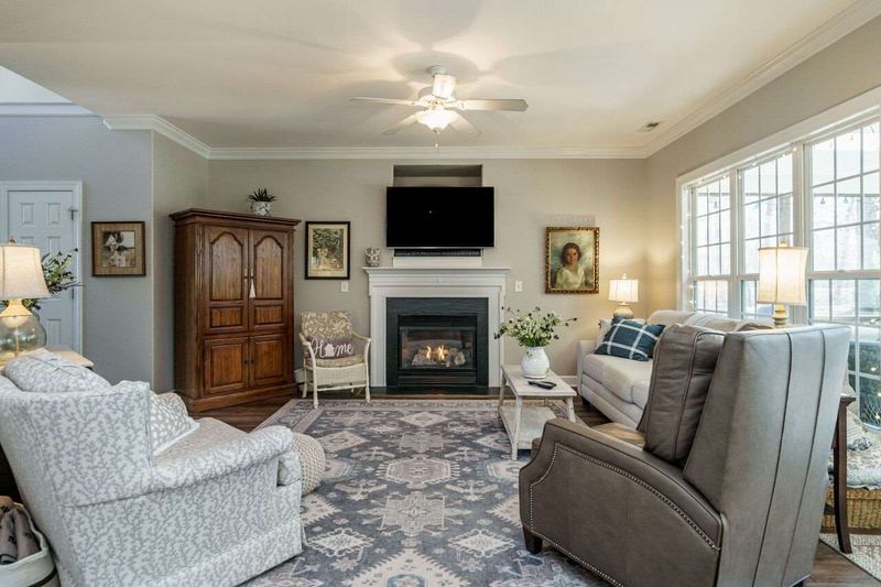 150 Briarwood Pl, Wake Forest, NC 27587