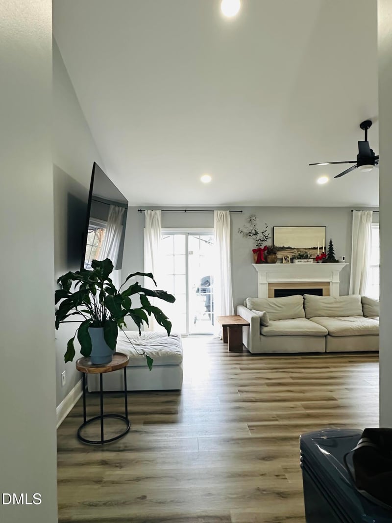 150 Bridle Trl, Youngsville, NC 27596