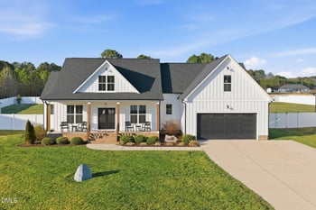 150 Eagle Chase Dr, Youngsville, NC 27596