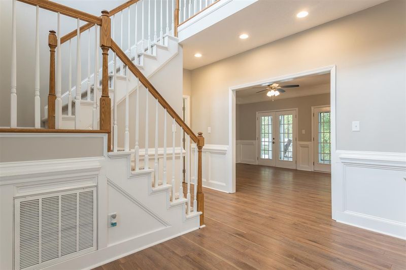 150 Foxglove Dr, Garner, NC 27529
